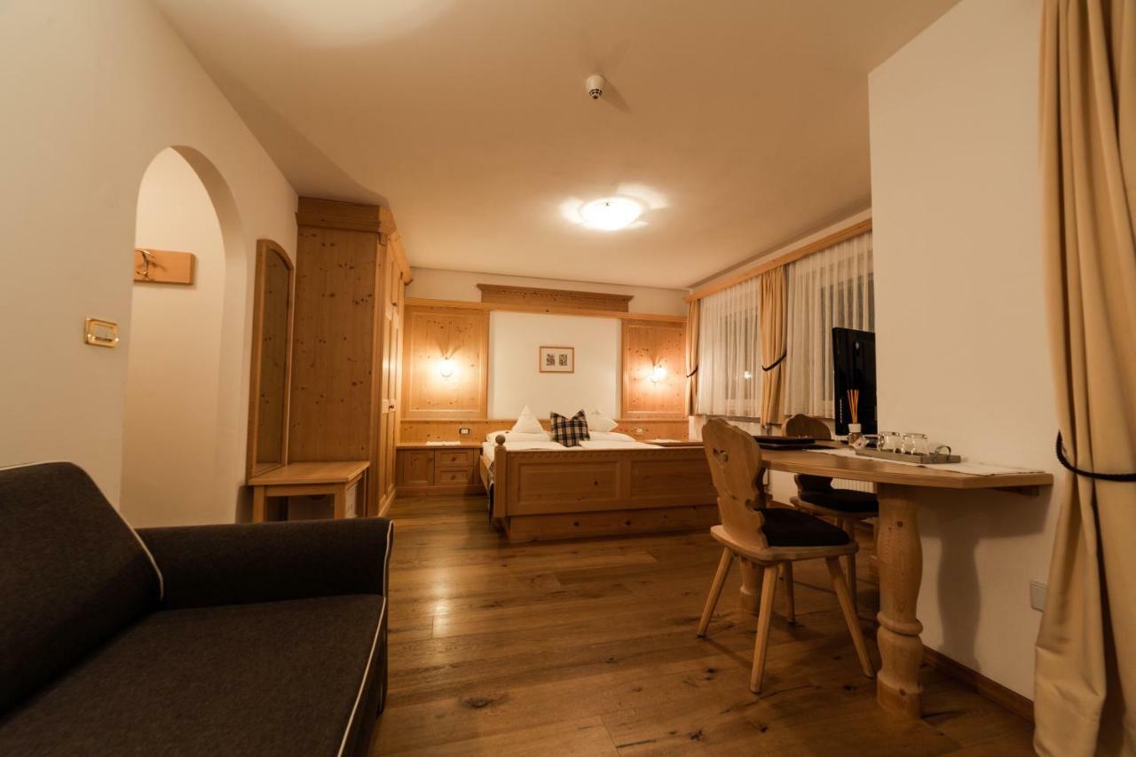 Garni Villa Erna Selva di Val Gardena Exterior foto